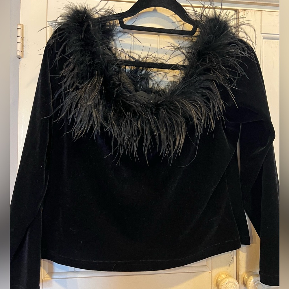 Black Natural Feather Trim Velvet Top